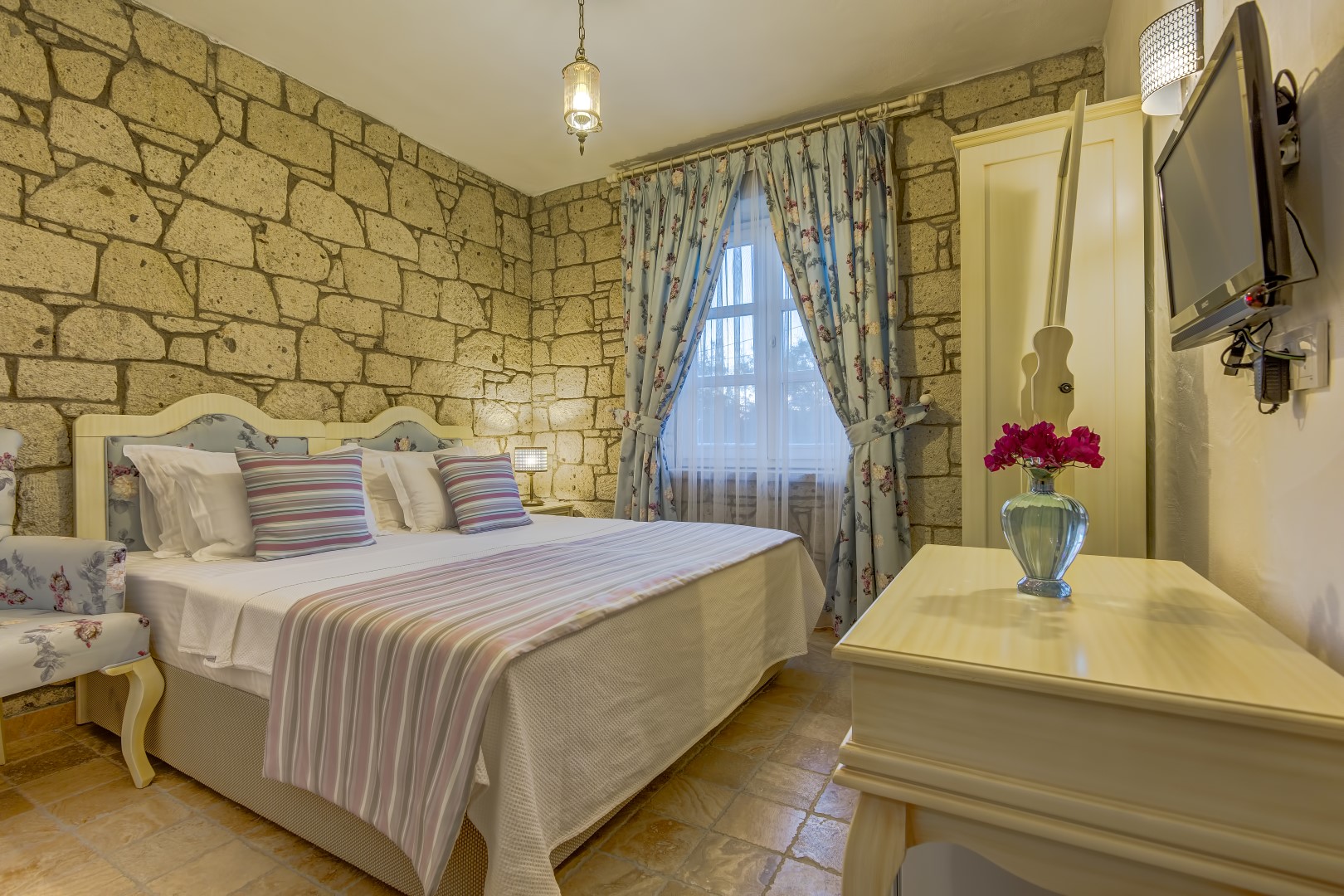 IMG_8504 (Large).jpg