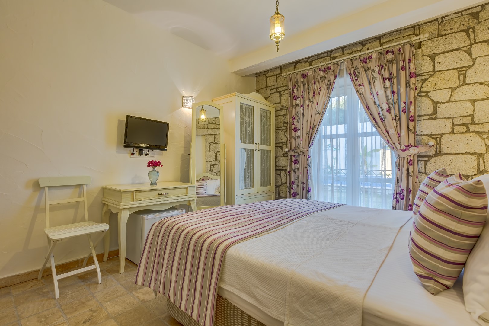 IMG_8445 (Large).jpg