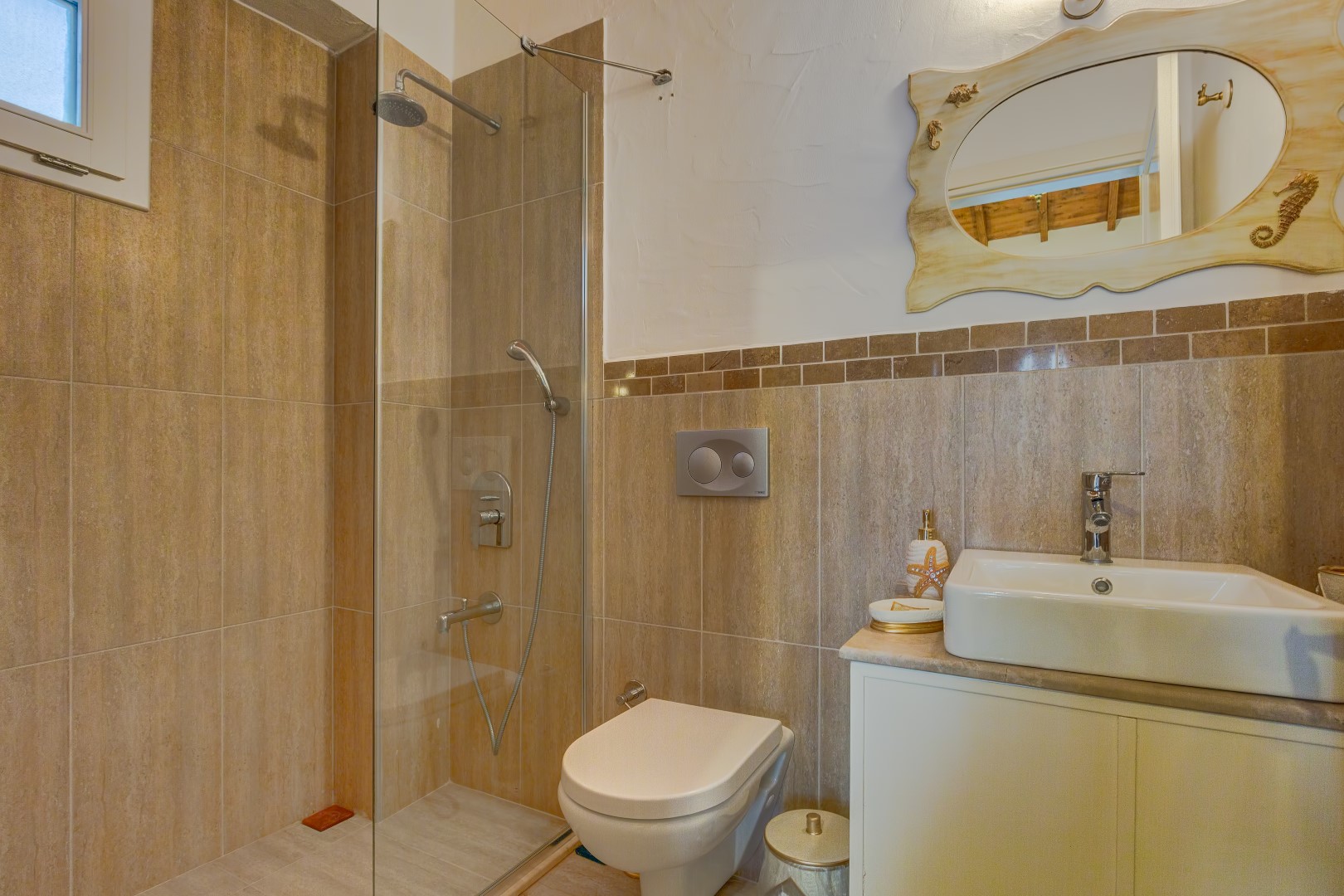 IMG_8492 (Large).jpg