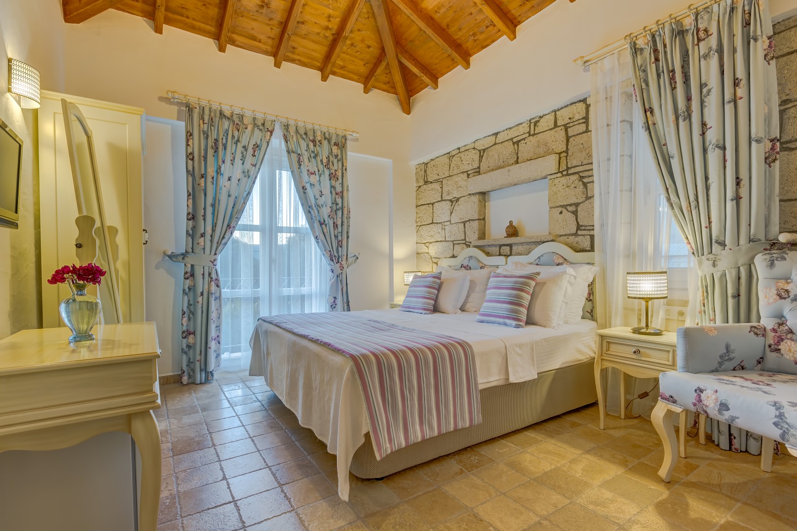 IMG_8484 (Large).jpg